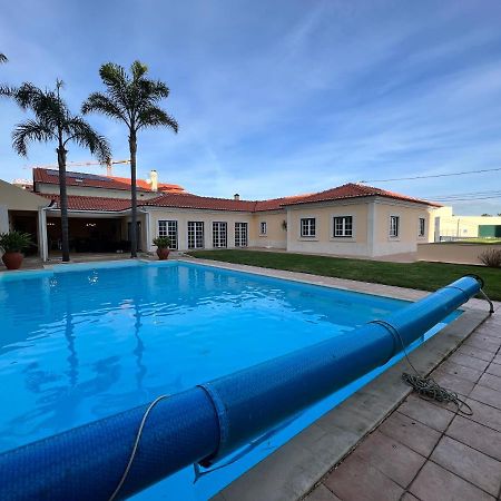 B&B With Heated Pool เซามาร์ทินโญโดปอร์โต ภายนอก รูปภาพ